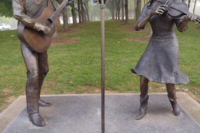 paper doll with take the stage sculptures